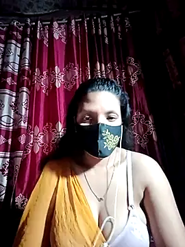 Snapshot of Depte- chatting on 03.08.25 Depte- online show from 03.08.25