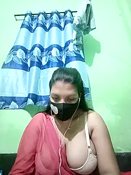 Snapshot of Depte- chatting on 09.13.25 Depte- online show from 09.13.25