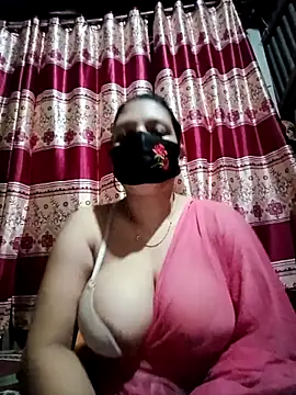 Snapshot of Depte- chatting on 10.19.25 Depte- online show from 10.19.25