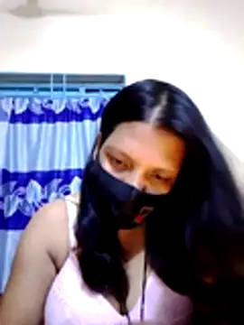 Snapshot of Depte- chatting on 06.24.26 Depte- online show from 06.24.26