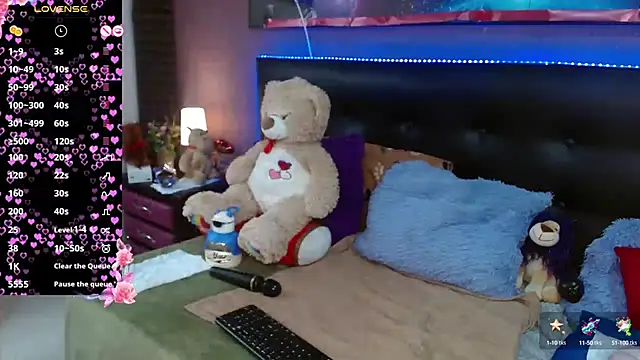 Nadia 84 online show from 03.14.25