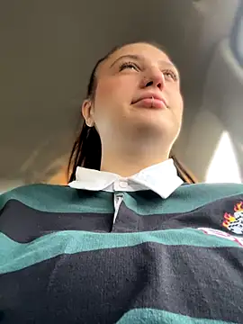 Snapshot of JessiMur chatting on 09.14.25 JessiMur online show from 09.14.25