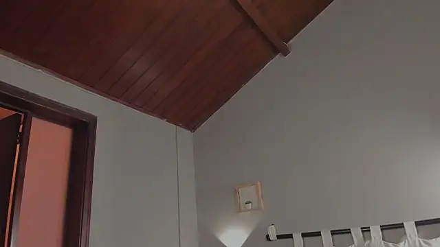 nayah   online show from 02.24.25