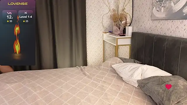 YourSweetDream  online show from 09.18.25