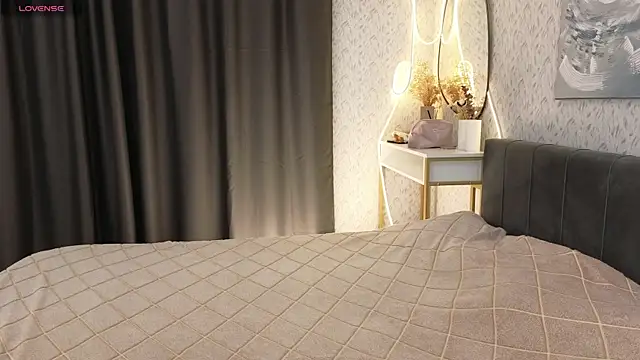 YourSweetDream  online show from 10.11.25