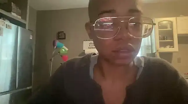 MommyConfident online show from 12.01.24