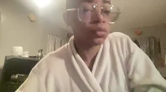 MommyConfident online show from 02.16.25