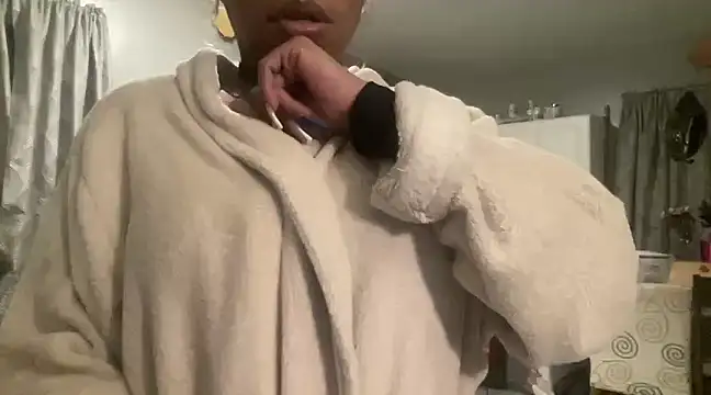 MommyConfident online show from 02.21.25