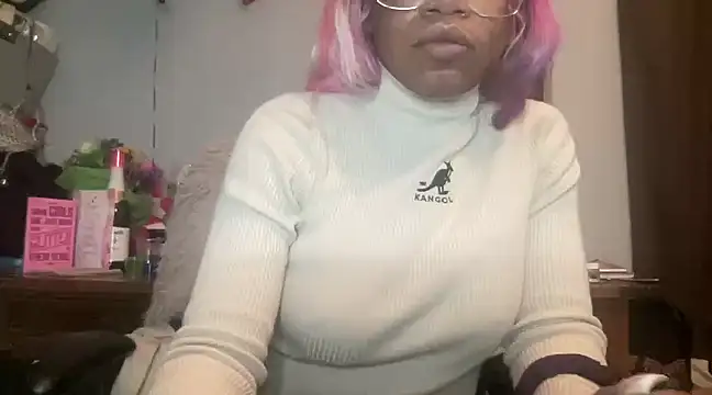 MommyConfident online show from 02.22.25