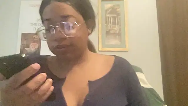 MommyConfident online show from 05.24.26