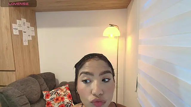 Snapshot of samy_jonnes_ chatting on 07.28.26 samy jonnes online show from 07.28.26