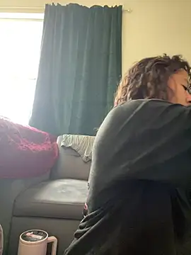 Snapshot of VanessaBling chatting on 02.20.25 VanessaBling online show from 02.20.25