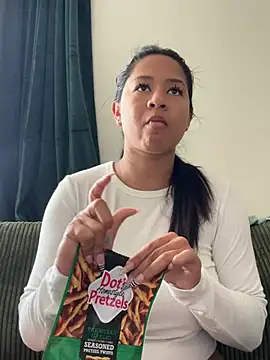 VanessaBling online show from 03.18.26