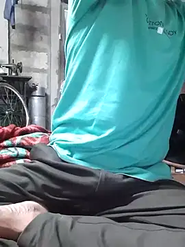 Snapshot of Burhade-- chatting on 09.30.25 Burhade-- online show from 09.30.25