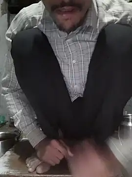 Snapshot of Burhade-- chatting on 11.16.25 Burhade-- online show from 11.16.25