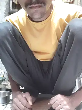 Snapshot of Burhade-- chatting on 11.26.25 Burhade-- online show from 11.26.25