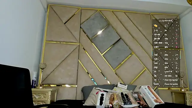 AmberAdams  online show from 09.09.25