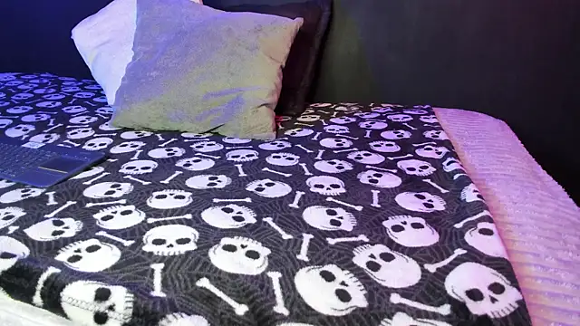 Snapshot of gasaiusagi_golden chatting on 09.11.25 gasaiusagi golden online show from 09.11.25