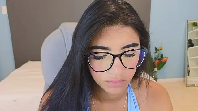 maiaa ruiz online show from 10.16.25