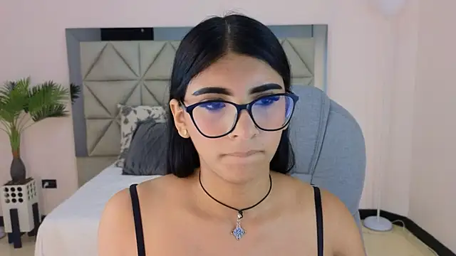 maiaa ruiz online show from 11.18.25