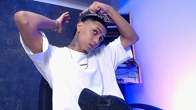 Liam lee online show from 03.01.25