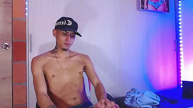 Liam lee online show from 11.22.25