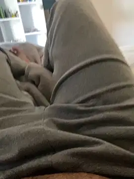 Ahmed R 77 online show from 11.04.25