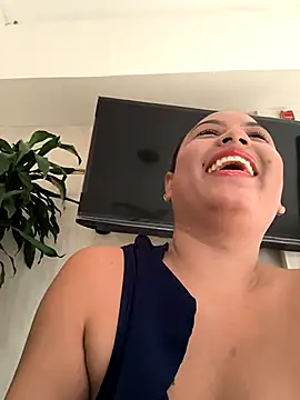 Snapshot of Francesca_ferrari chatting on 03.14.25 Francesca ferrari online show from 03.14.25