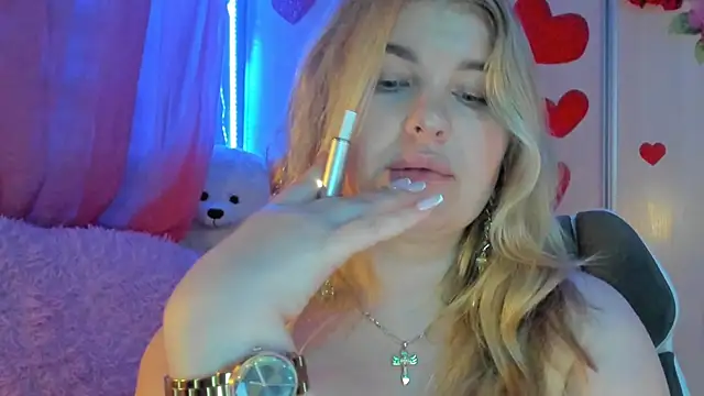 CoraSwon online show from 03.02.25