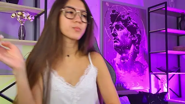 Snapshot of LanaBaker chatting on 11.06.25 LanaBaker online show from 11.06.25