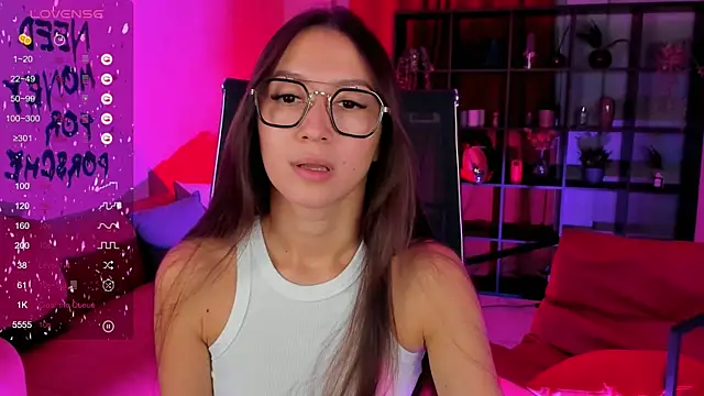 Snapshot of LanaBaker chatting on 11.16.25 LanaBaker online show from 11.16.25