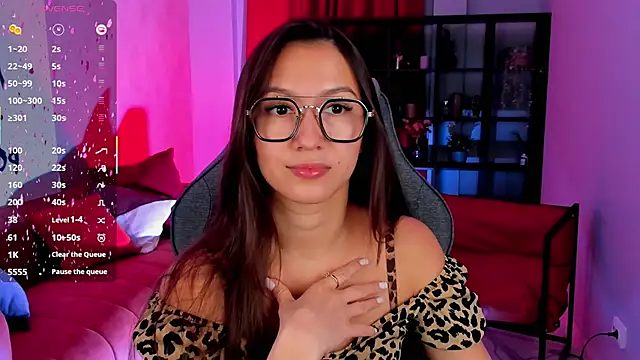 Snapshot of LanaBaker chatting on 12.03.25 LanaBaker online show from 12.03.25