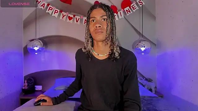 Maxim-Walker online show from 02.20.25