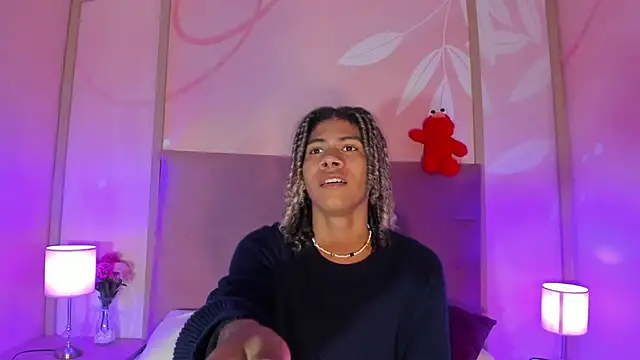 Maxim-Walker online show from 03.19.25