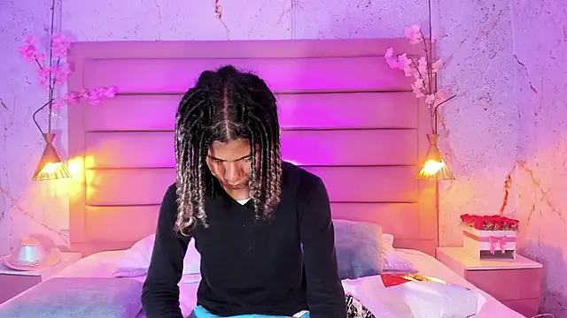 Maxim-Walker online show from 09.23.25