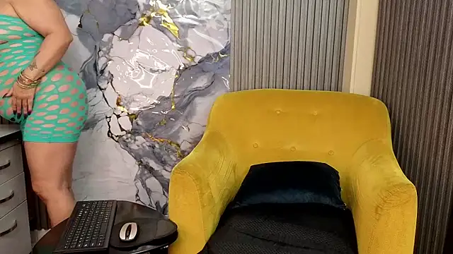 GianellaCox  online show from 03.06.26