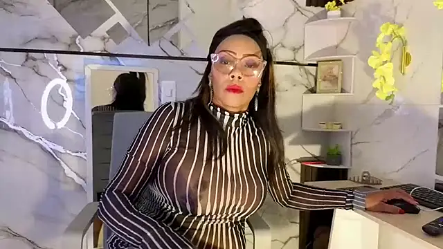 AmberNix online show from 07.21.26