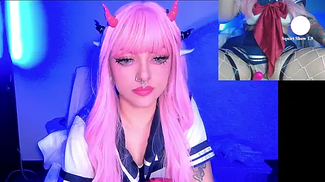 HollyDominic online show from 02.20.25