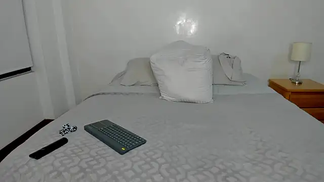 melisa ferretti online show from 02.06.26