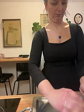 Snapshot of Off__Melonenmandy chatting on 02.17.26 Off Melonenmandy online show from 02.17.26