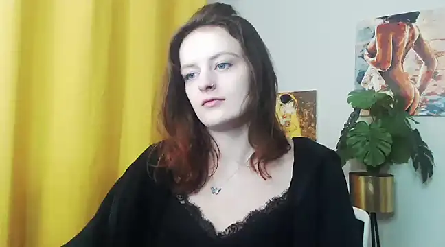 juicyNadine online show from 12.10.24