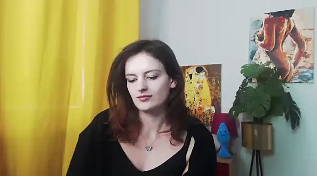 juicyNadine online show from 12.17.24