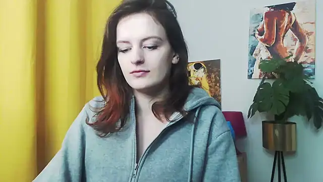 juicyNadine online show from 12.19.24