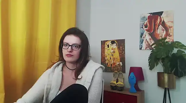 juicyNadine online show from 01.24.25