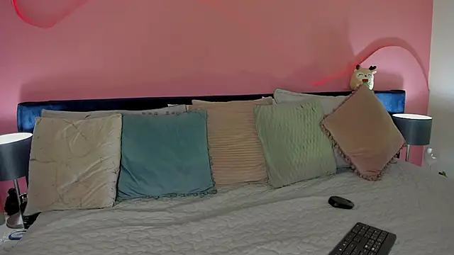 Alaia Manson online show from 02.05.25