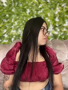 Snapshot of SaritaHot_69 chatting on 01.08.25 SaritaHot 69 online show from 01.08.25