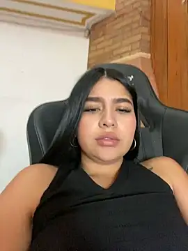 Snapshot of SaritaHot_69 chatting on 02.07.25 SaritaHot 69 online show from 02.07.25