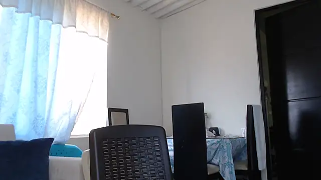 Snapshot of allison-dreams chatting on 01.25.25 allison-dreams online show from 01.25.25