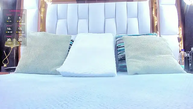 RileySweett online show from 12.17.25