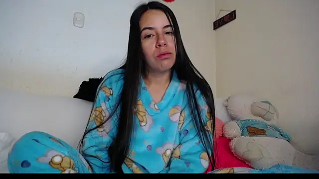 Snapshot of Mariam_Gomezxxx chatting on 10.18.25 Mariam Gomezxxx online show from 10.18.25